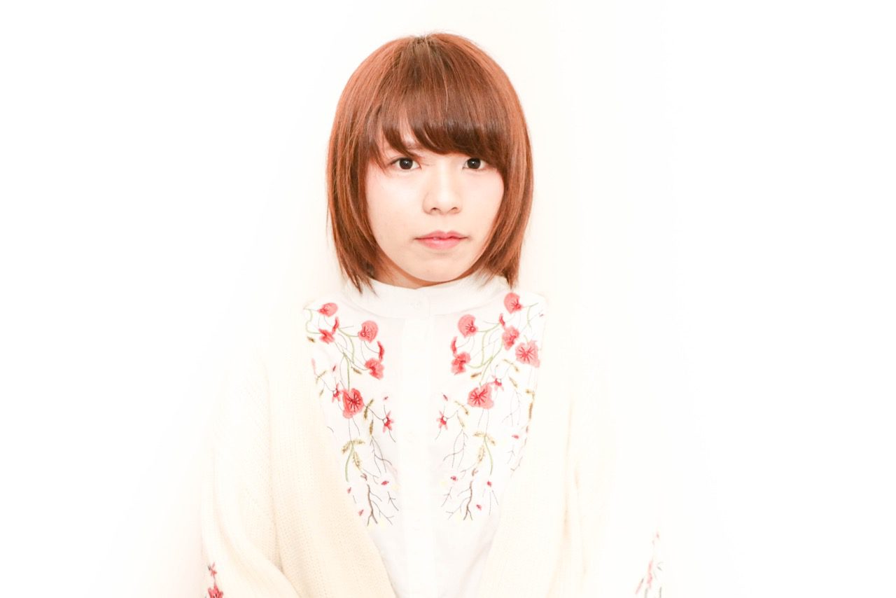 変身！　コンパクトガール BEFORE