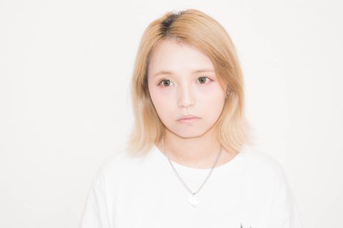 変身！　オンホワイト