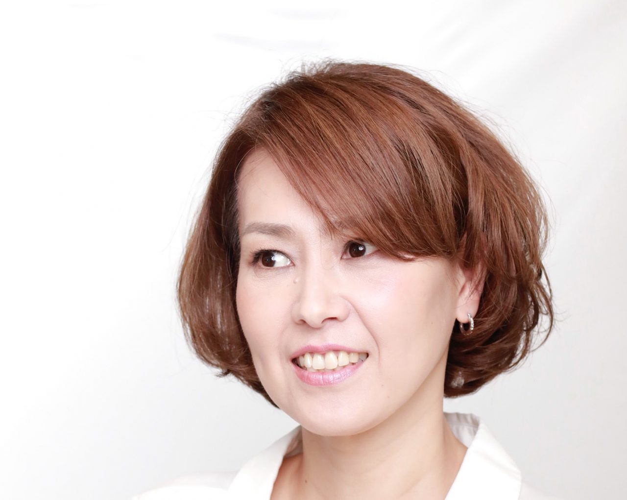 2018年今話題沸騰☆最新技術☆(ヘアーループ)大人のエクステで髪のボリュームアップ☆300本でここまで変身しますよ！！☆ スタイル写真