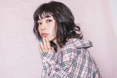 変身！クールな透け感