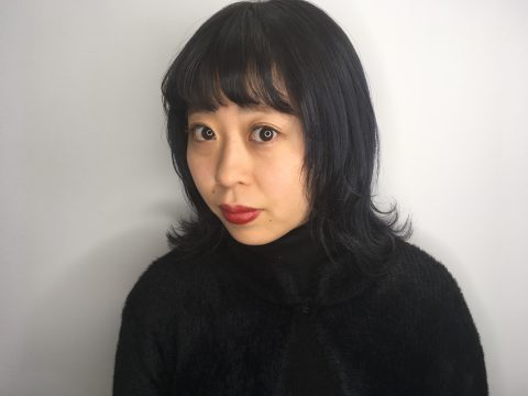 ブルーグレーのカジュアルウルフ AFTER